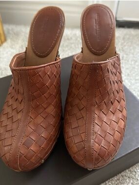 Bottega Veneta clogs
